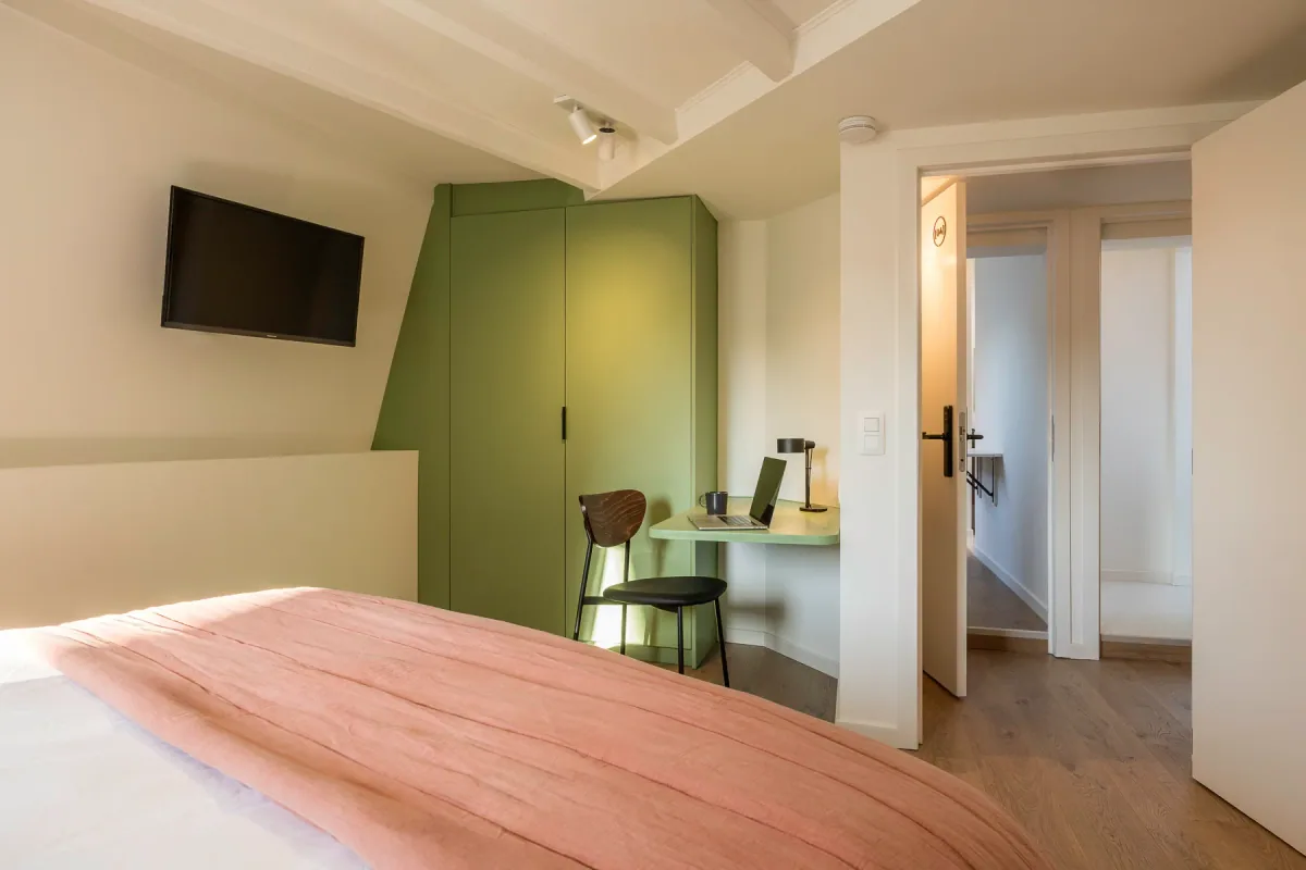 Room n°3 - Souveraine in 3-bedroom Duplex — photo 12