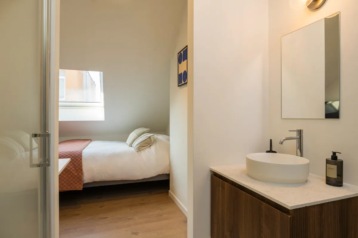 Room n°4 - Souveraine in 3-bedroom Duplex — photo 13